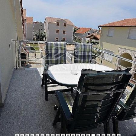 Apartman Niko Und Gaby Βόντιτσε Εξωτερικό φωτογραφία